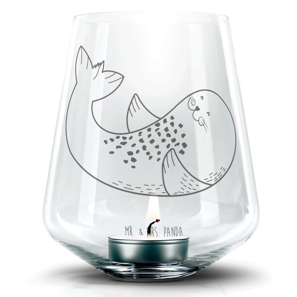 Gravur Windlicht Robbe Liegen Gravur Windlicht, Windlicht aus Glas, Teelicht, Romatisches Windlicht, Teelichthalter, Tiermotive, Gute Laune, lustige Sprüche, Tiere, Seehund, Freude, Robben, Robbe, Nordsee, Strand, Lachen, Ostsee, Meerestier