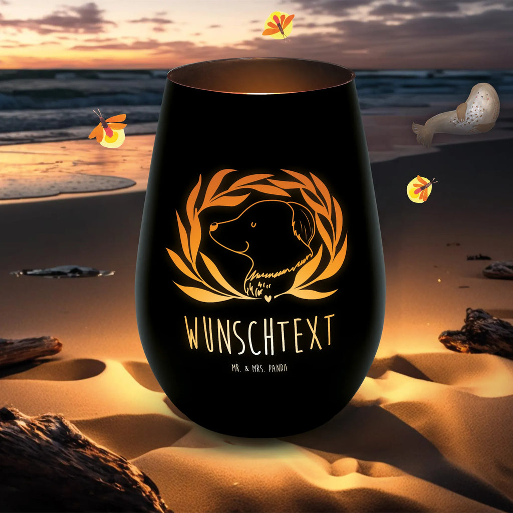 Złoty świecznik spersonalizowany pies kwiaty Windlicht Goldfarben Mit Personalisierung, Windlicht Gold Für Innenbereich Mit Wunschtext, Windlicht Gold Mit Namen, Windlicht Mit Persönlicher Botschaft Gold, Kerzenhalter Gold Mit Gravur, Windlicht Aus Glas Gold Mit Text, Windlicht Mit Gravur Goldfarben, Windlicht In Gold Personalisiert, Windlicht Gold Mit Liebevollem Spruch, Laterne Gold Mit Personalisierung, Windlicht Mit Wunschtext Gold, Luxuriöses Windlicht In Gold Personalisiert, Windlicht Gold Für Weihnachten Mit Spruch, Windlicht Mit Widmung Goldfarben, Windlicht Mit Initialen In Gold, Deko Windlicht Gold Mit Namen, Windlicht Gold Mit Spruch, Tischdeko Windlicht Gold Mit Namen, Personalisiertes Windlicht Gold, Windlicht Aus Metall Gold Mit Gravur, Edles Windlicht Goldfarben Mit Text, Windlicht Gold Geschenk Personalisiert, Windlicht Gold Romantisch Mit Gravur, Gold Windlicht Hochzeit Mit Wunschtext, Goldener Teelichthalter Mit Wunschtext, Hund, Hundemotiv, Haustier, Hunderasse, Tierliebhaber, Hundebesitzer, Sprüche, Ranke, Hundeglück, Hunde, Selbsttherapie, Hundeliebe, Therapie