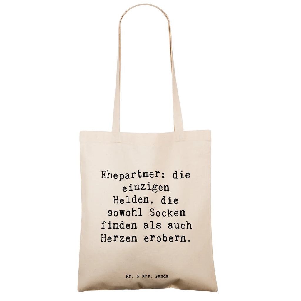 Tote bag Saying Ehepartner: die einzigen Helden, die sowohl Socken finden als auch Herzen erobern. Beuteltasche, Beutel, Einkaufstasche, Jutebeutel, Stoffbeutel, Tasche, Shopper, Umhängetasche, Strandtasche, Schultertasche, Stofftasche, Tragetasche, Badetasche, Jutetasche, Einkaufstüte, Laptoptasche, Familie, Vatertag, Muttertag, Bruder, Schwester, Mama, Papa, Oma, Opa