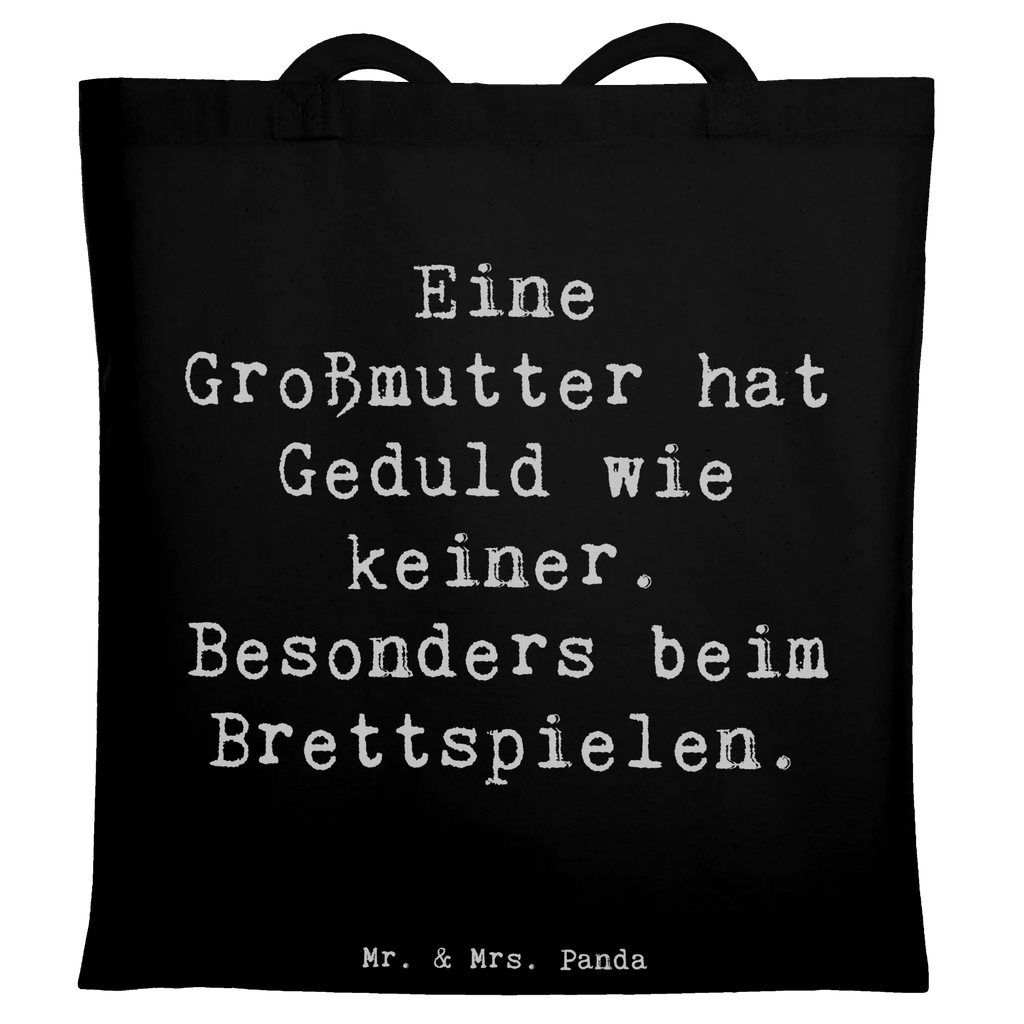 Tote bag Saying Eine Großmutter hat Geduld wie keiner. Besonders beim Brettspielen. Beuteltasche, Beutel, Einkaufstasche, Jutebeutel, Stoffbeutel, Tasche, Shopper, Umhängetasche, Strandtasche, Schultertasche, Stofftasche, Tragetasche, Badetasche, Jutetasche, Einkaufstüte, Laptoptasche, Familie, Vatertag, Muttertag, Bruder, Schwester, Mama, Papa, Oma, Opa