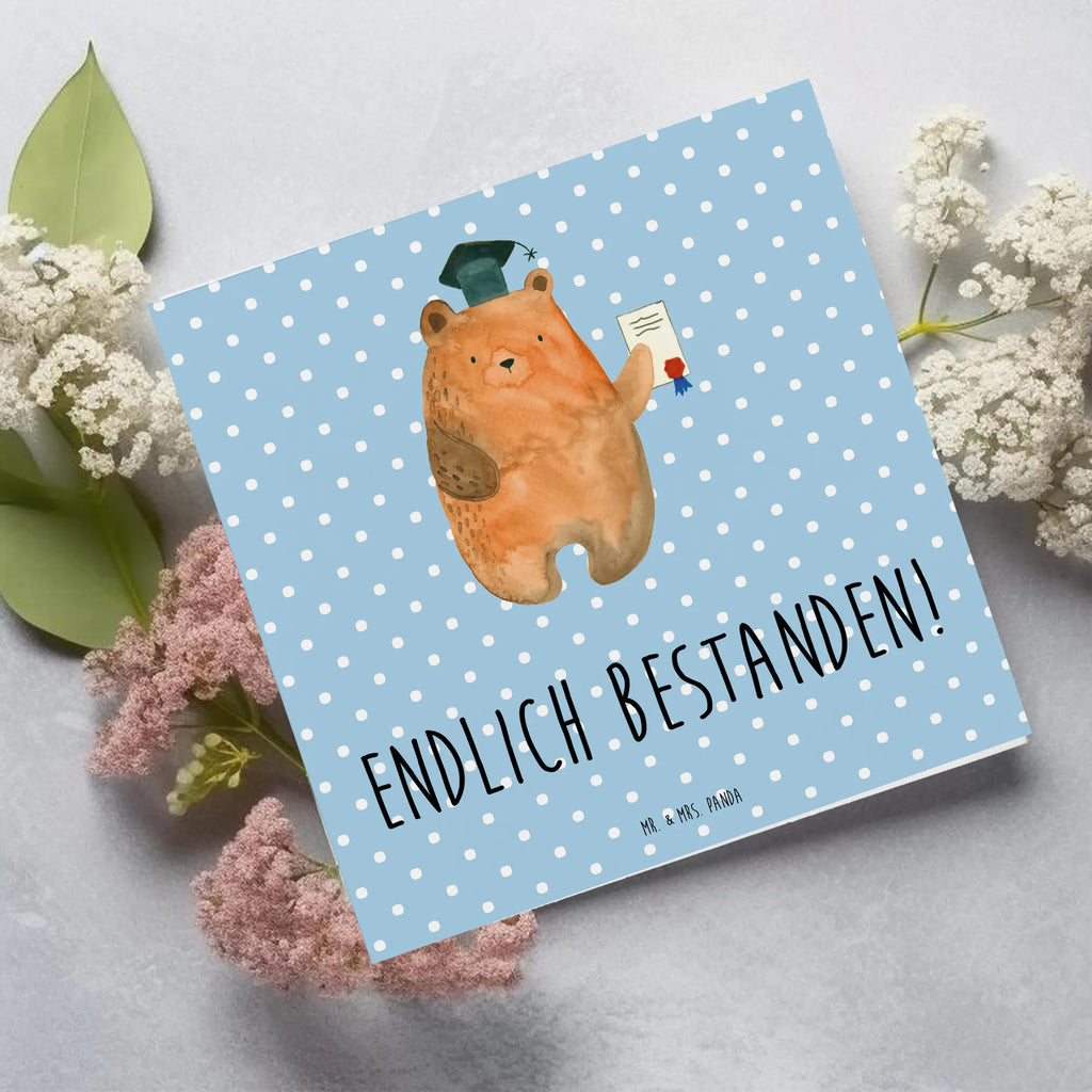 Deluxe Karte Bär Prüfung Grußkarte, Klappkarte, Hochwertige Klappkarte, Hochzeitskarte, Karte, Hochwertige Grußkarte, Einladungskarte, Geburtstagskarte, Glückwunschkarte, Bär, Teddy, Teddybär, Zeugnis, Abschlusszeugnis, Abitur, Prüfungen, Abschluss, Prüfung bestanden
