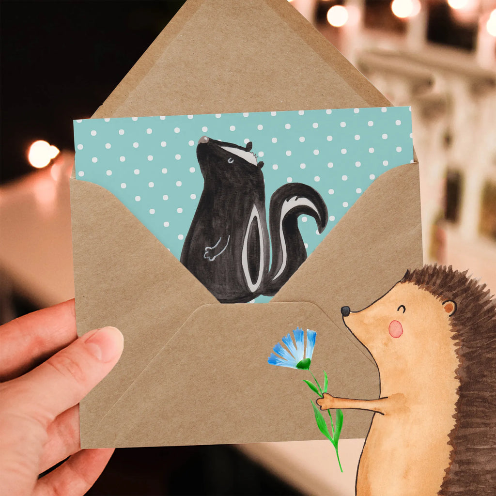 Deluxe Karte Stinktier Sitzen Grußkarte, doppelkarte, anlasskarte, Glückwunschkarte, faltkarte, Klappkarte, Stinktier, Skunk, Büro, Stinker, Wildtier, Recht, Stinki, Spruch, Raubtier, Besserwisser