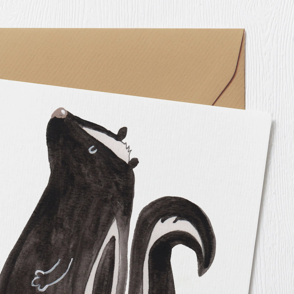 Deluxe Karte Stinktier Sitzen Grußkarte, doppelkarte, anlasskarte, Glückwunschkarte, faltkarte, Klappkarte, Stinktier, Skunk, Büro, Stinker, Wildtier, Recht, Stinki, Spruch, Raubtier, Besserwisser