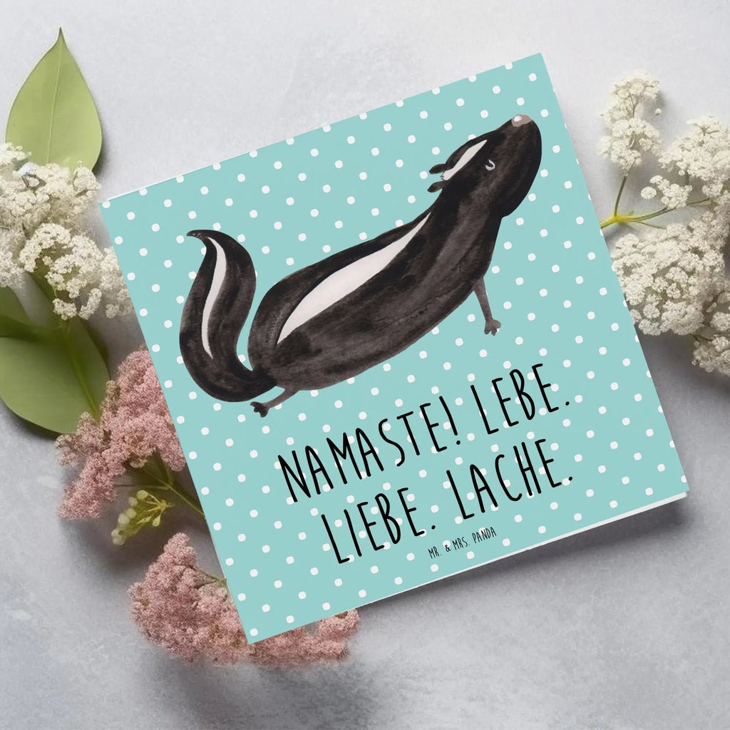 Deluxe Karte Stinktier Yoga anlasskarte, Grußkarte, doppelkarte, Glückwunschkarte, Klappkarte, faltkarte, Stinktier, Skunk, Yoga, Lebe, Stinker, Lache, Raubtier, Namaste, Stinki, Wildtier, Liebe