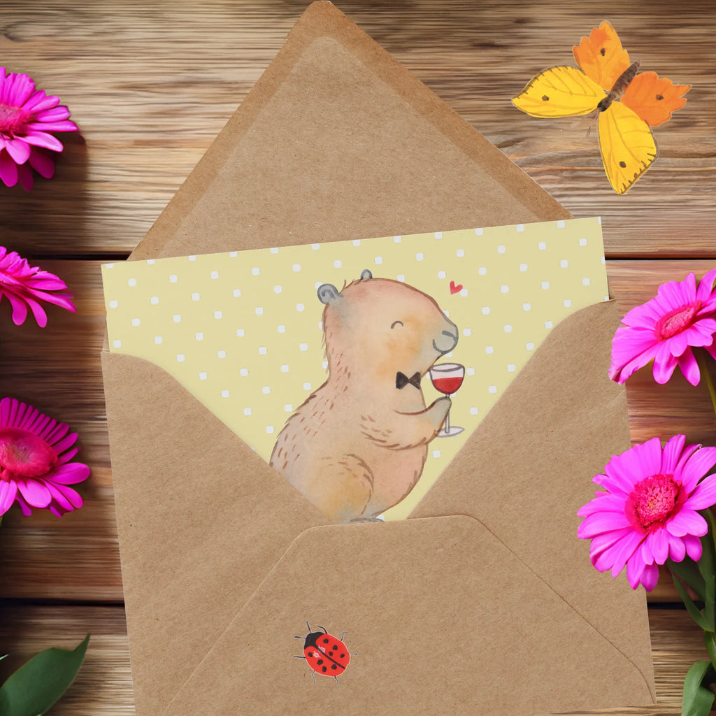 Deluxe Karte Capybara Wein faltkarte, Glückwunschkarte, anlasskarte, Klappkarte, Grußkarte, doppelkarte, Lustige Sprüche, Tiere, Tiermotive, Gute Laune, Adrette Tiere, Wein Spaßbild, Geschenk für Weinkenner, Panda Handzeichnung, Weinliebhaber Geschenk, Stilvolles Capybara, Handgezeichnetes Capybara, Weintrinkendes Nagetier, Capybara Zeichnung, Capybara Kunstwerk, Liebe Zum Wein Spruch, Heiterer Capybara, Capybara Weinflasche