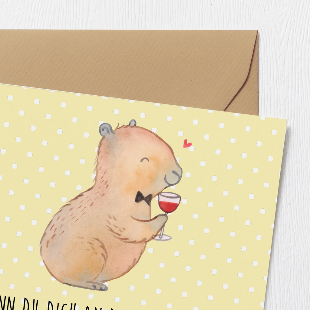Deluxe Karte Capybara Wein faltkarte, Glückwunschkarte, anlasskarte, Klappkarte, Grußkarte, doppelkarte, Lustige Sprüche, Tiere, Tiermotive, Gute Laune, Adrette Tiere, Wein Spaßbild, Geschenk für Weinkenner, Panda Handzeichnung, Weinliebhaber Geschenk, Stilvolles Capybara, Handgezeichnetes Capybara, Weintrinkendes Nagetier, Capybara Zeichnung, Capybara Kunstwerk, Liebe Zum Wein Spruch, Heiterer Capybara, Capybara Weinflasche