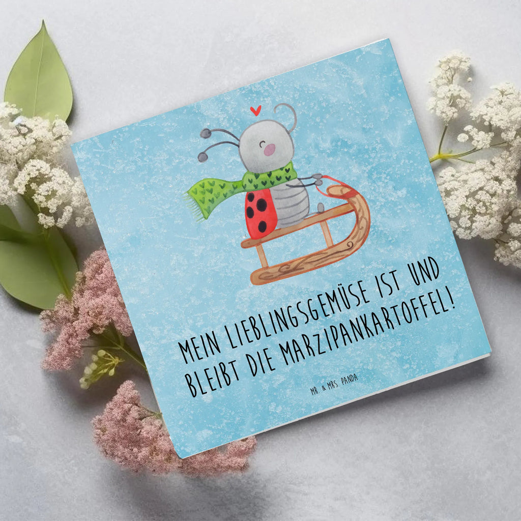 Deluxe Karte Smörle Rodeln Hochwertige Klappkarte, Einladungskarte, Hochwertige Grußkarte, Grußkarte, Hochzeitskarte, Karte, Klappkarte, Glückwunschkarte, Geburtstagskarte, Winter, Weihnachten, Weihnachtsdeko, Nikolaus, Advent, Heiligabend, Wintermotiv, Marzipan, Schlittenfahren, Smörle