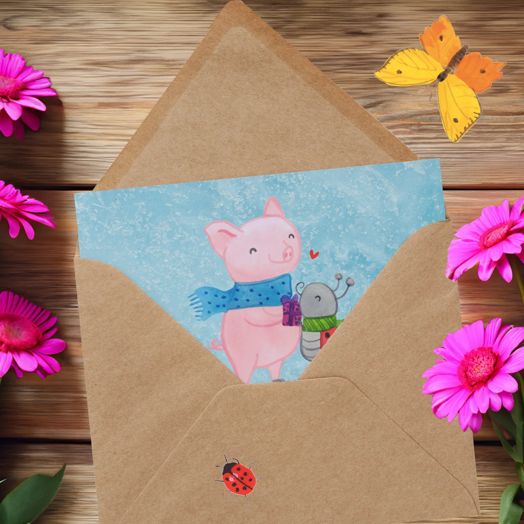 Deluxe Card Glow Pig Snuggle Hochzeitskarte, Hochwertige Grußkarte, Klappkarte, Grußkarte, Karte, Hochwertige Klappkarte, Geburtstagskarte, Glückwunschkarte, Einladungskarte, Winter, Weihnachten, Weihnachtsdeko, Nikolaus, Advent, Heiligabend, Wintermotiv, Marienkäfer in Winterkleidung, Süßer Marienkäfer gibt Geschenk, Winterlicher Glühwein Spruch, Kreatives Glühschwein Design, Smörle der stolze Marienkäfer, Romantische Geschenkidee Glühwein, Glühwein ist köstlich Spruch, Handgezeichnetes Glühschwein, Herzliches Marienkäfer Motiv, Glühwein Liebhaber Geschenk