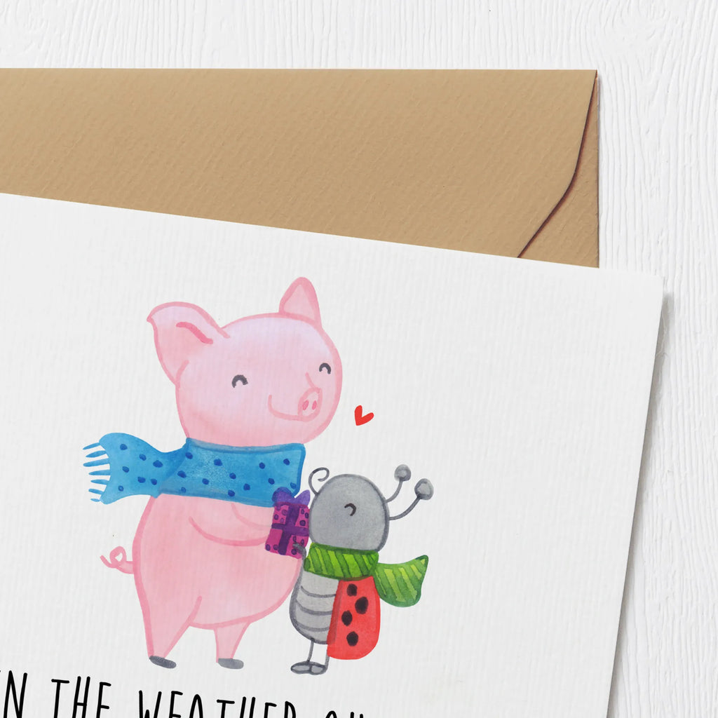 Deluxe Card Glow Pig Snuggle Hochzeitskarte, Hochwertige Grußkarte, Klappkarte, Grußkarte, Karte, Hochwertige Klappkarte, Geburtstagskarte, Glückwunschkarte, Einladungskarte, Winter, Weihnachten, Weihnachtsdeko, Nikolaus, Advent, Heiligabend, Wintermotiv, Marienkäfer in Winterkleidung, Süßer Marienkäfer gibt Geschenk, Winterlicher Glühwein Spruch, Kreatives Glühschwein Design, Smörle der stolze Marienkäfer, Romantische Geschenkidee Glühwein, Glühwein ist köstlich Spruch, Handgezeichnetes Glühschwein, Herzliches Marienkäfer Motiv, Glühwein Liebhaber Geschenk