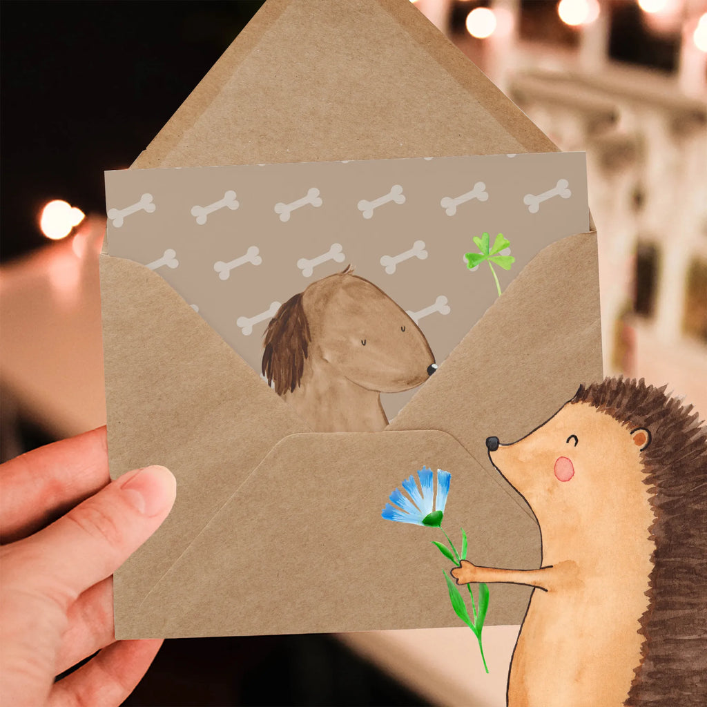 Deluxe Karte Hund Kleeblatt Hochzeitskarte, Einladungskarte, Karte, Geburtstagskarte, Hochwertige Grußkarte, Glückwunschkarte, Hochwertige Klappkarte, Grußkarte, Klappkarte, Hund, Hundemotiv, Haustier, Hunderasse, Tierliebhaber, Hundebesitzer, Sprüche, Neuanfang, Tagträume, Glücksbringer, Geschenk, Selbstliebe, Motivation, Achtsamkeit, Kleeblatt, Glück