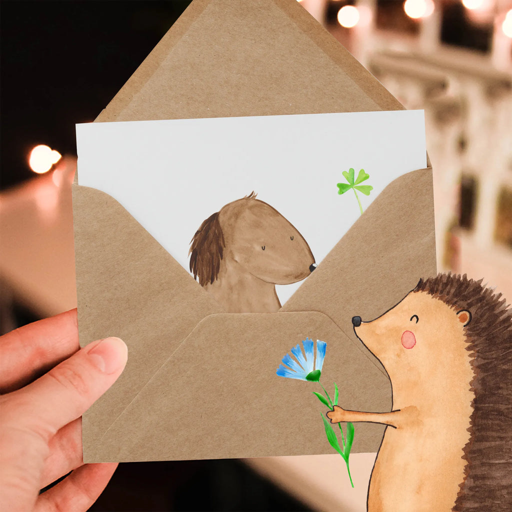 Deluxe Karte Hund Kleeblatt Hochzeitskarte, Einladungskarte, Karte, Geburtstagskarte, Hochwertige Grußkarte, Glückwunschkarte, Hochwertige Klappkarte, Grußkarte, Klappkarte, Hund, Hundemotiv, Haustier, Hunderasse, Tierliebhaber, Hundebesitzer, Sprüche, Neuanfang, Tagträume, Glücksbringer, Geschenk, Selbstliebe, Motivation, Achtsamkeit, Kleeblatt, Glück