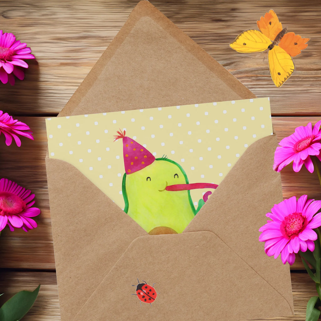 Deluxe Karte Avocado Feier Hochwertige Grußkarte, Geburtstagskarte, Einladungskarte, Hochzeitskarte, Klappkarte, Hochwertige Klappkarte, Karte, Glückwunschkarte, Grußkarte, Avocado, Veggie, Vegan, Gesund, Tröte, Feierlichkeit, Feier, Geburtstag, Gute Laune, Fete, Party