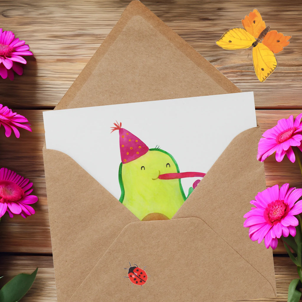 Deluxe Karte Avocado Feier Hochwertige Grußkarte, Geburtstagskarte, Einladungskarte, Hochzeitskarte, Klappkarte, Hochwertige Klappkarte, Karte, Glückwunschkarte, Grußkarte, Avocado, Veggie, Vegan, Gesund, Tröte, Feierlichkeit, Feier, Geburtstag, Gute Laune, Fete, Party