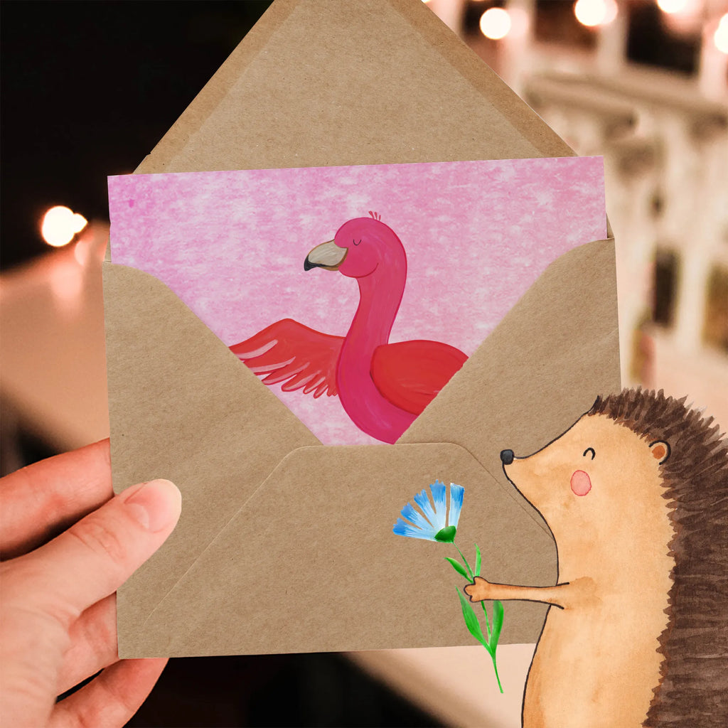 Deluxe Card flamingo yoga Grußkarte, Hochwertige Grußkarte, Klappkarte, Karte, Hochwertige Klappkarte, Geburtstagskarte, Hochzeitskarte, Glückwunschkarte, Einladungskarte, Flamingo, Vogel, Aufregen, Yoga, Ärger, Tiefenentspannung, Entspannung, Yoga-Übung, Achtsamkeit, Namaste