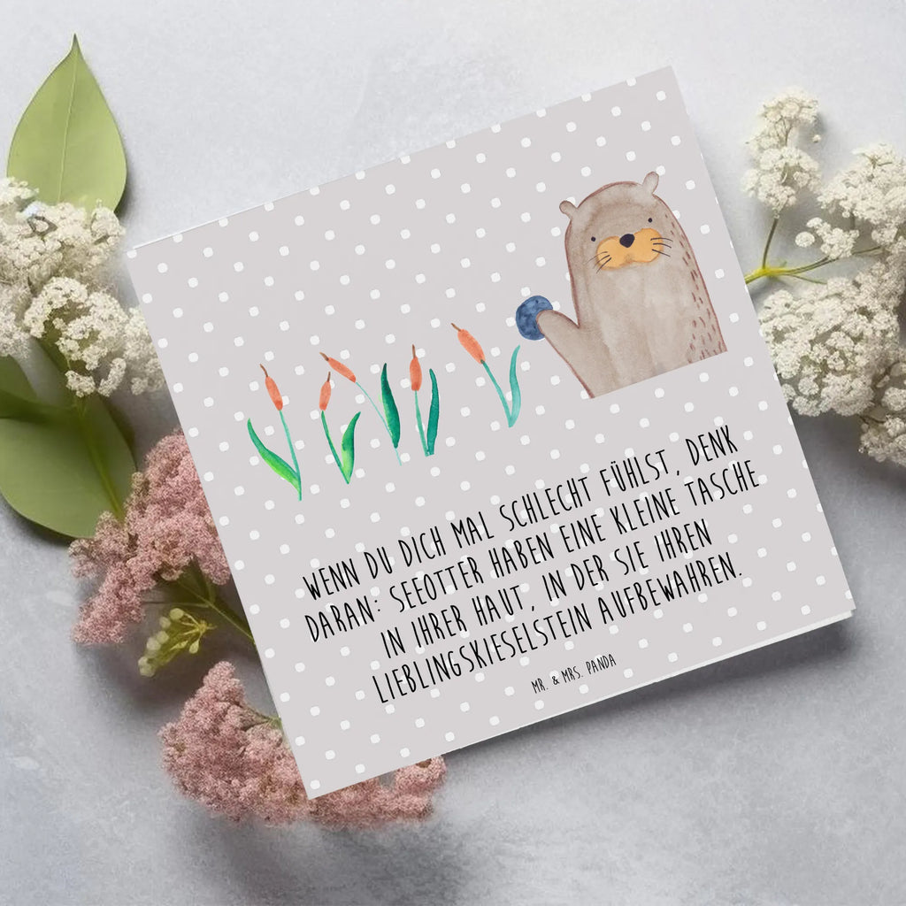 Deluxe Karte Otter Stein Hochzeitskarte, Einladungskarte, Hochwertige Klappkarte, Karte, Hochwertige Grußkarte, Glückwunschkarte, Grußkarte, Geburtstagskarte, Klappkarte, Otter, Fischotter, Seeotter, Otter Seeotter See Otter