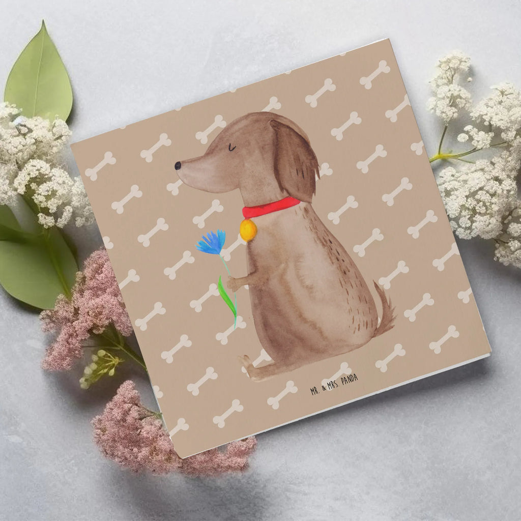 Deluxe Karte Hund Blume Hochwertige Klappkarte, Karte, Grußkarte, Klappkarte, Glückwunschkarte, Hochwertige Grußkarte, Geburtstagskarte, Einladungskarte, Hochzeitskarte, Hund, Hundemotiv, Haustier, Hunderasse, Tierliebhaber, Hundebesitzer, Sprüche, Frauchen, Hundeliebe, Hunde