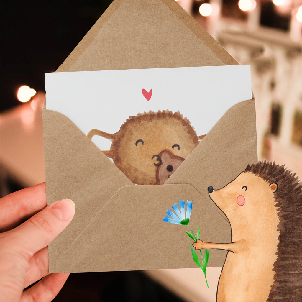 Deluxe Karte Spinne Agathe Teddy Grußkarte, Hochzeitskarte, Einladungskarte, Glückwunschkarte, Klappkarte, Hochwertige Klappkarte, Geburtstagskarte, Karte, Hochwertige Grußkarte, Spinne Agathe, Spinne, Agathe, Videos, Merchandise, Liebesbeweis, Verliebt, Liebesgeschenk, Dankeschön, Teddy, Freundschaft, Treue, Miteinander