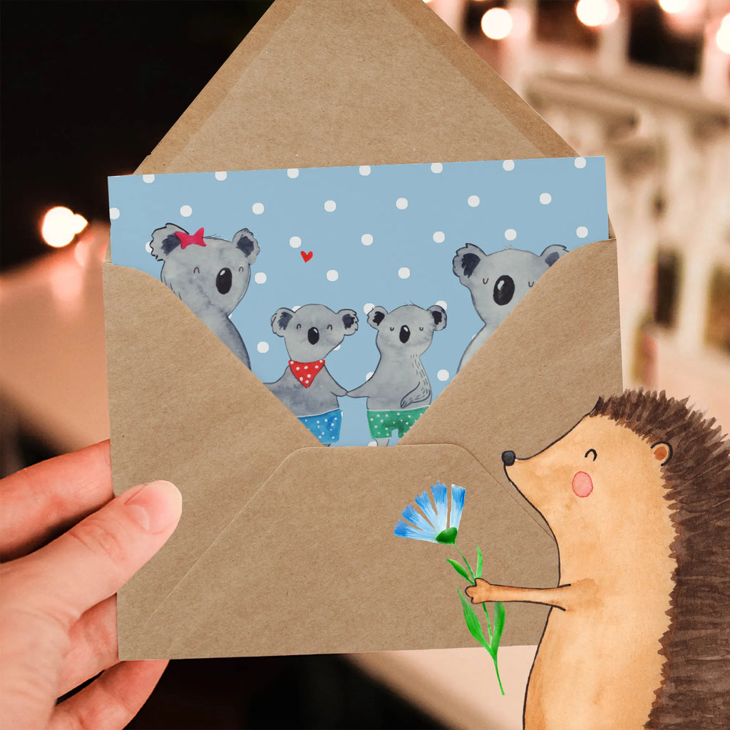 Personalisierte Deluxe Karte Koala Familie zwei Grußkarte als Geldgeschenk, Personalisierte Geburtstagskarte, Personalisierte Glückwunschkarte, Personalisierte Hochzeitskarte, Grußkarte mit persönlichen Nachrichten, Grußkarte selbst gestalten, Grußkarten personalisiert, Personalisierte Einladungskarte, Personalisiertere Klappkarte, Grußkarte mit Namen, Personalisierte Karte, Personalisierte Grußkarte, Grußkarte selber drucken, Familie, Vatertag, Muttertag, Bruder, Schwester, Mama, Papa, Oma, Opa, Koalabär, Lieblingsfamilie, Koalafamilie, Familienleben, beste Familie, Koala, Familienzeit
