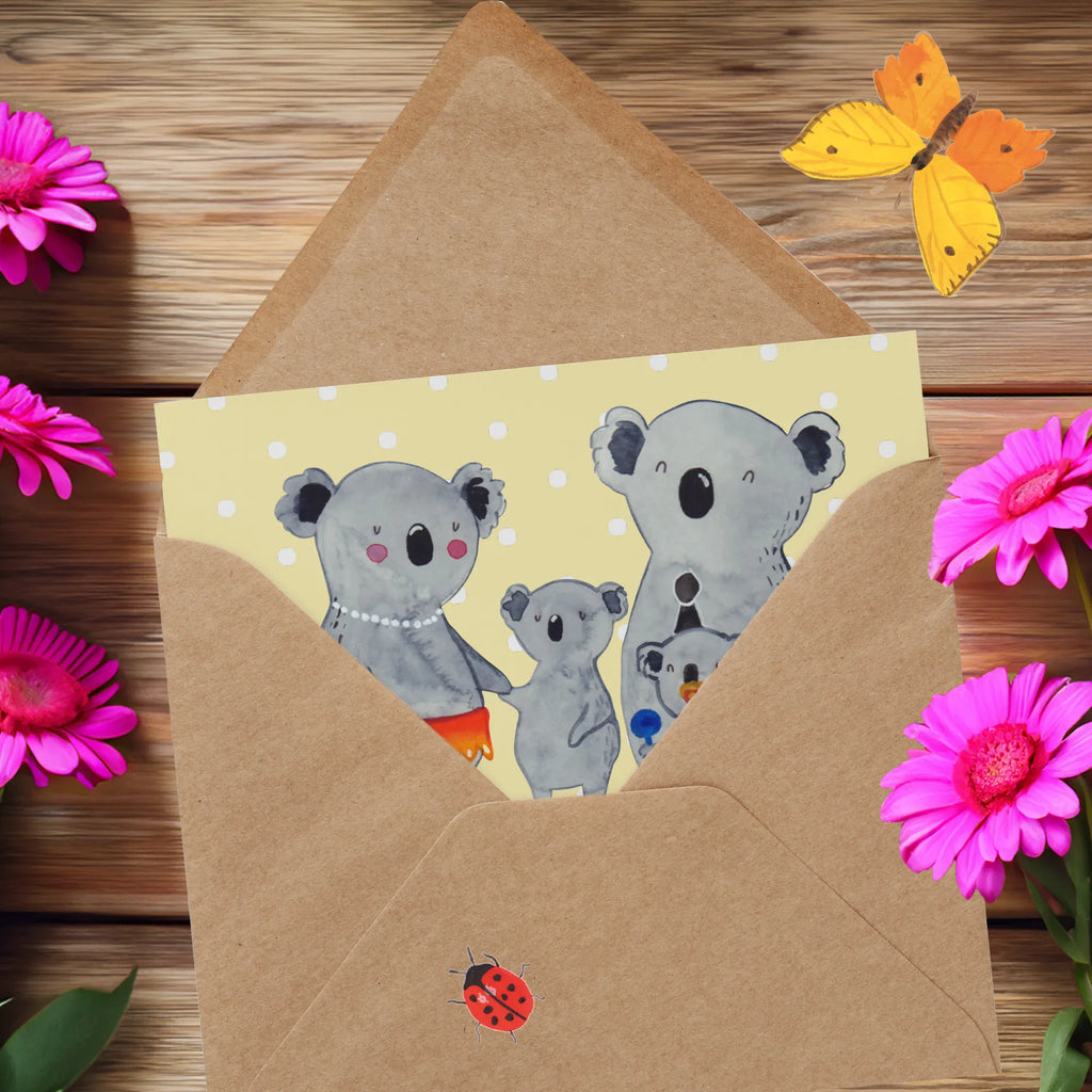 Personalized Deluxe Card Koala Family Personalisierte Karte, Personalisierte Geburtstagskarte, Grußkarte selber drucken, Grußkarte selbst gestalten, Personalisierte Grußkarte, Personalisiertere Klappkarte, Grußkarten personalisiert, Grußkarte als Geldgeschenk, Grußkarte mit Namen, Personalisierte Glückwunschkarte, Personalisierte Einladungskarte, Personalisierte Hochzeitskarte, Grußkarte mit persönlichen Nachrichten, Familie, Vatertag, Muttertag, Bruder, Schwester, Mama, Papa, Oma, Opa, Koala, Familienleben, Family, Geschwister, Koalas, Kinder
