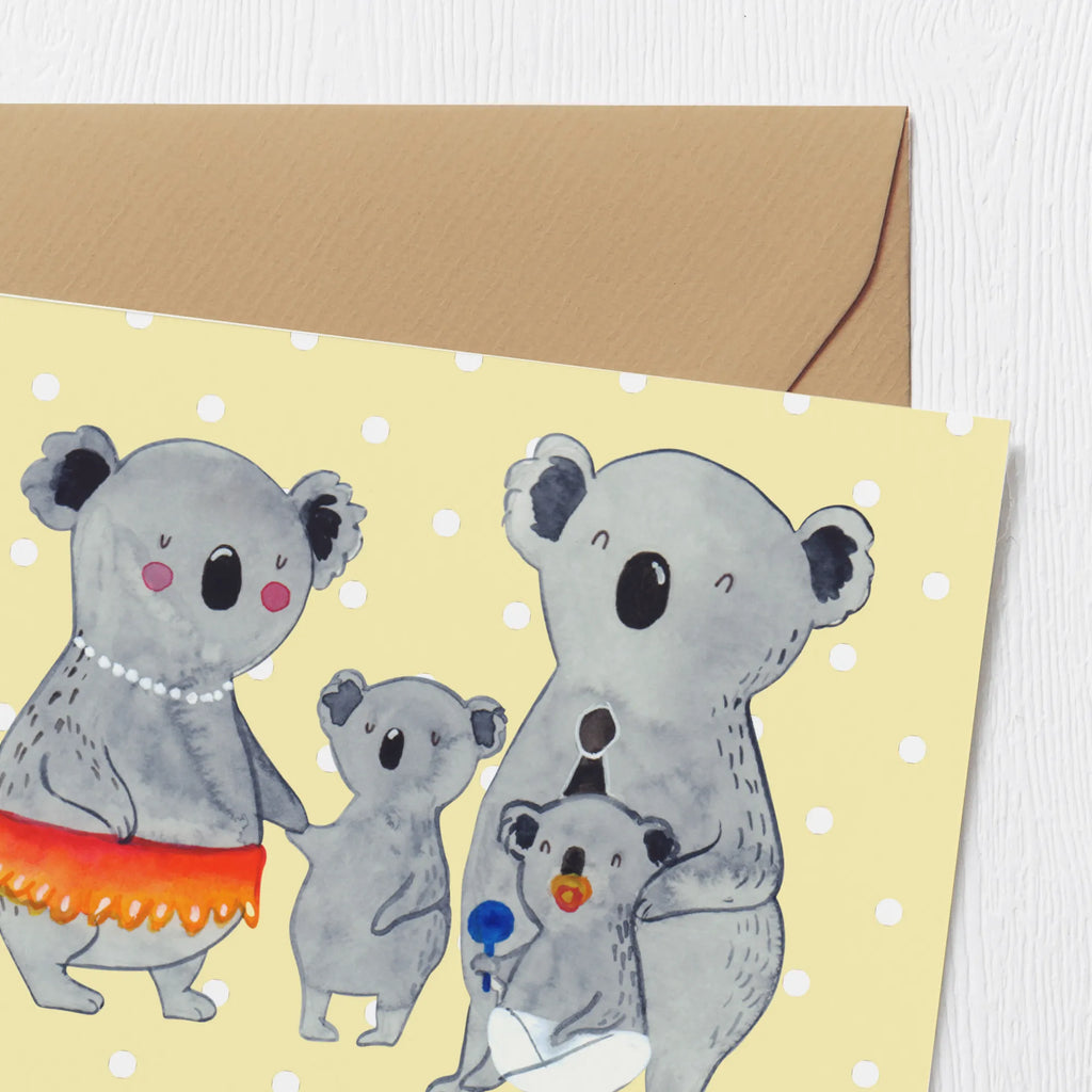 Personalized Deluxe Card Koala Family Personalisierte Karte, Personalisierte Geburtstagskarte, Grußkarte selber drucken, Grußkarte selbst gestalten, Personalisierte Grußkarte, Personalisiertere Klappkarte, Grußkarten personalisiert, Grußkarte als Geldgeschenk, Grußkarte mit Namen, Personalisierte Glückwunschkarte, Personalisierte Einladungskarte, Personalisierte Hochzeitskarte, Grußkarte mit persönlichen Nachrichten, Familie, Vatertag, Muttertag, Bruder, Schwester, Mama, Papa, Oma, Opa, Koala, Familienleben, Family, Geschwister, Koalas, Kinder