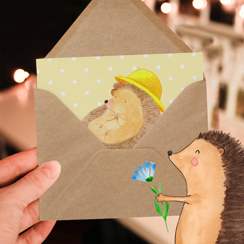 Personalized Deluxe Card Hedgehog Pray Personalisierte Karte, Personalisierte Hochzeitskarte, Grußkarte mit Namen, Grußkarte als Geldgeschenk, Grußkarte mit persönlichen Nachrichten, Personalisierte Grußkarte, Grußkarten personalisiert, Grußkarte selbst gestalten, Personalisierte Geburtstagskarte, Personalisiertere Klappkarte, Personalisierte Glückwunschkarte, Grußkarte selber drucken, Personalisierte Einladungskarte, Tiermotive, Gute Laune, lustige Sprüche, Tiere, Dankbar sein, genießen, dankbar, Dankbarkeit, beten, Gott, Amen, Igel, Sonnenhut, Leben, Igel mit Hut