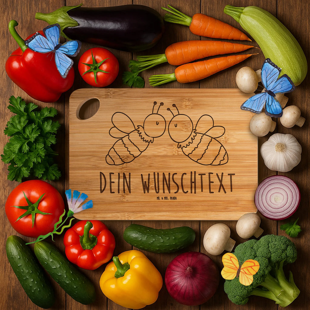 Personalisiertes Schneidebrett Biene Liebe Holzbrett Mit Gravur, Schneidebrett Hochzeit Geschenk Mit Gravur, Schneidebrett Mit Initialen, Küchenbrett Mit Namen, Frühstücksbrett Mit Namen, Schneidebrett Geburtstag Mit Gravur, Schneidebrett selber gestalten, Schneidebrett Mit Motiv Und Namen, Schneidebrett Mit Datum, Schneidebrett Selbst Gestalten, Schneidebrett Für Paare Mit Namen, Bambusbrettchen Mit Gravur, Schneidebrett Mit Herzen Und Wunschtext, Schneidebrett Geschenk Personalisiert, Personalisiertes Schneidebrett, Hochwertiges Schneidebrett Mit Gravur, Schneidebrett Mit Spruch Und Namen, Schneidebrett individuell, Geschenkidee Schneidebrett Mit Namen, Schneidebrett Bambus Mit Gravur, Schneidebrett Mit Namen, Schneidebrett Mit Wunschtext, Bambusbrett Mit Namen, Schneidebrett Für Grillfans Mit Gravur, Werbegeschenk mit Text, Personalisiertes Küchenbrett, Schneidebrett Holz Mit Namen, Schneidebrett Mit Personalisierung, Schneidebrett Mit Logo, Schneidebrett Familie Mit Namen, Werbegeschenk mit Firmennamen, Personalisiertes Bambus Schneidebrett, Schneidebrett Mit Gravur, Biene, Wespe, Hummel