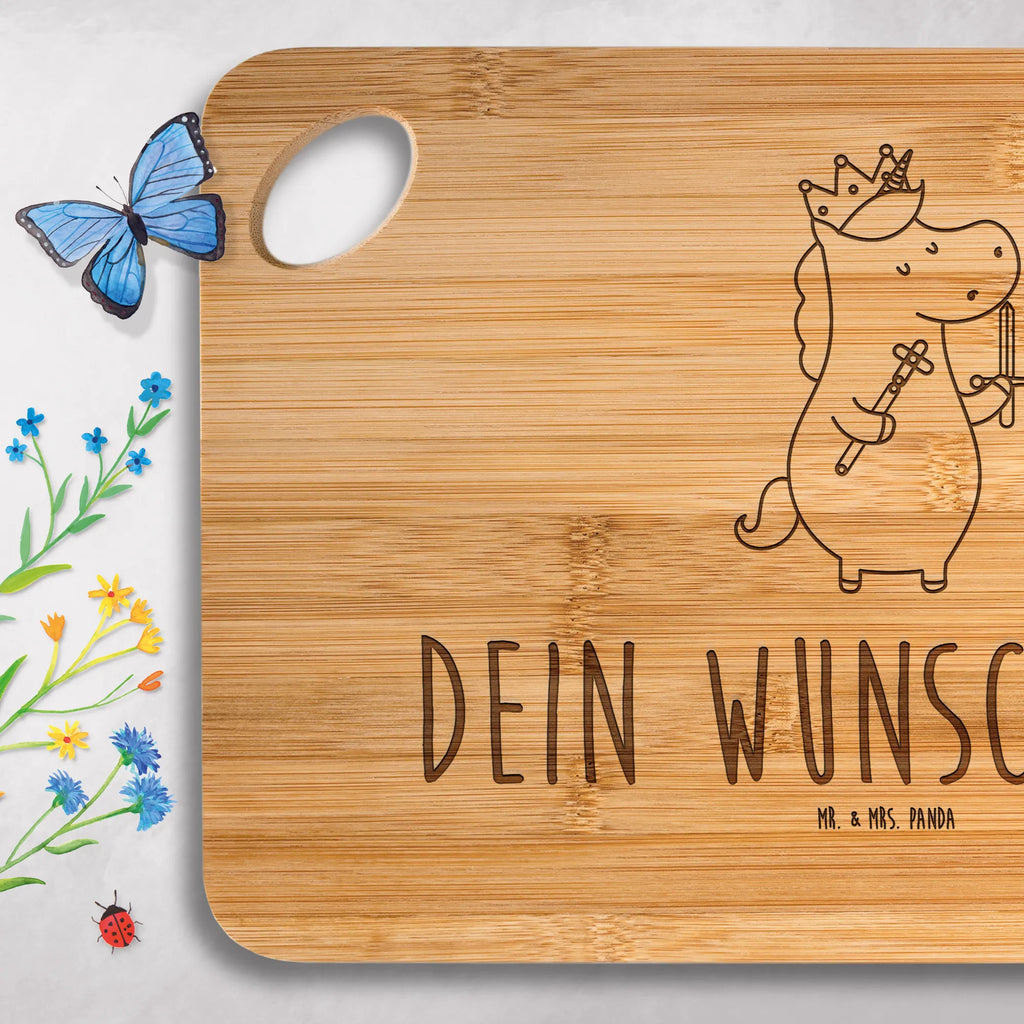 Personalisiertes Schneidebrett Einhorn König mit Schwert Schneidebrett Mit Herzen Und Wunschtext, Schneidebrett Geschenk Personalisiert, Schneidebrett Mit Datum, Schneidebrett Mit Logo, Schneidebrett selber gestalten, Schneidebrett Mit Spruch Und Namen, Küchenbrett Mit Namen, Schneidebrett Mit Wunschtext, Schneidebrett Mit Namen, Frühstücksbrett Mit Namen, Bambusbrettchen Mit Gravur, Werbegeschenk mit Firmennamen, Schneidebrett Mit Gravur, Schneidebrett Bambus Mit Gravur, Schneidebrett Holz Mit Namen, Schneidebrett Für Paare Mit Namen, Hochwertiges Schneidebrett Mit Gravur, Personalisiertes Bambus Schneidebrett, Schneidebrett Familie Mit Namen, Schneidebrett Geburtstag Mit Gravur, Holzbrett Mit Gravur, Werbegeschenk mit Text, Schneidebrett individuell, Schneidebrett Hochzeit Geschenk Mit Gravur, Personalisiertes Schneidebrett, Geschenkidee Schneidebrett Mit Namen, Schneidebrett Mit Initialen, Schneidebrett Selbst Gestalten, Schneidebrett Für Grillfans Mit Gravur, Personalisiertes Küchenbrett, Schneidebrett Mit Personalisierung, Bambusbrett Mit Namen, Schneidebrett Mit Motiv Und Namen, Einhorn, Einhörner, Einhorn Deko, Unicorn, Mittelalter, Ritter, König