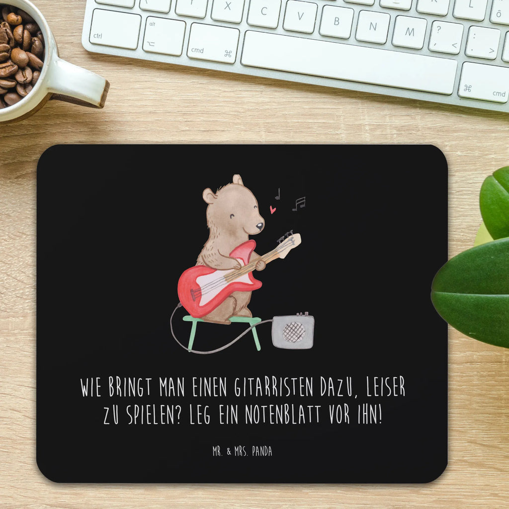 Mouse mat Wie bringt man einen Gitarristen dazu, leiser zu spielen? Leg ein Notenblatt vor ihn! Computer zubehör, Mausunterlage, Mauspad, PC Zubehör, Mauspad Büro, Designer Mauspad, Mousepad, Arbeitszimmer, Büroausstattung, Einzigartiges Mauspad, Instrumente, Geschenke Musiker, Musikliebhaber