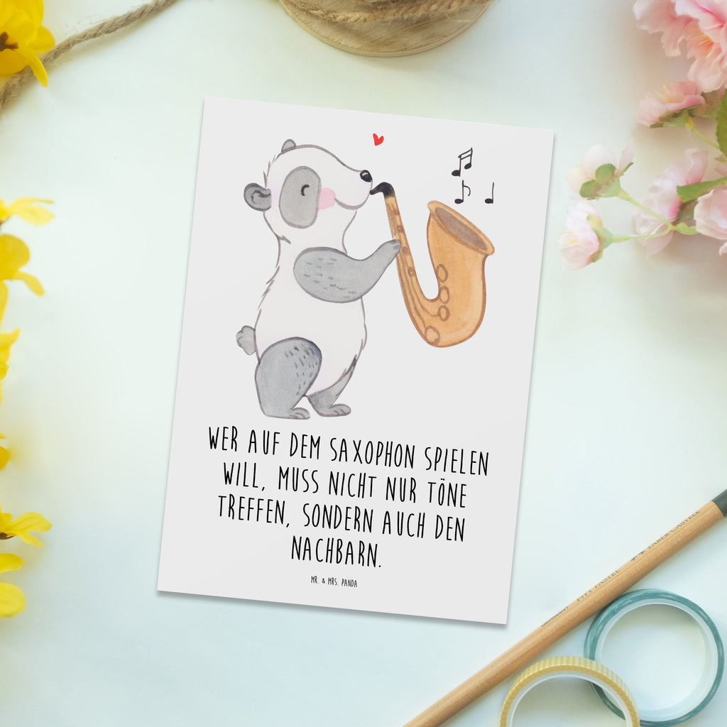 Postcard Wer auf dem Saxophon spielen will, muss nicht nur Töne treffen, sondern auch den Nachbarn. Einladung, Ansichtskarte, Karte, Einladungskarte, Einladung Geburtstag, Geschenkkarte, Ansichtskarten, Grußkarte, Postkarte, Dankeskarte, Geburtstagskarte, Einladungskarten Geburtstag, Instrumente, Geschenke Musiker, Musikliebhaber
