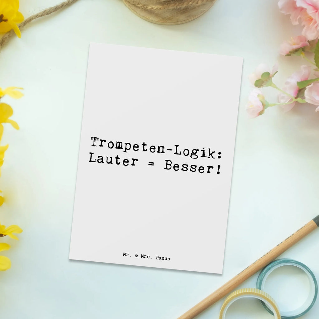 Postcard Saying Trompeten-Logik: Lauter = Besser! Karte, Ansichtskarten, Geschenkkarte, Einladung, Grußkarte, Einladungskarte, Einladung Geburtstag, Postkarte, Dankeskarte, Einladungskarten Geburtstag, Ansichtskarte, Geburtstagskarte, Instrumente, Geschenke Musiker, Musikliebhaber