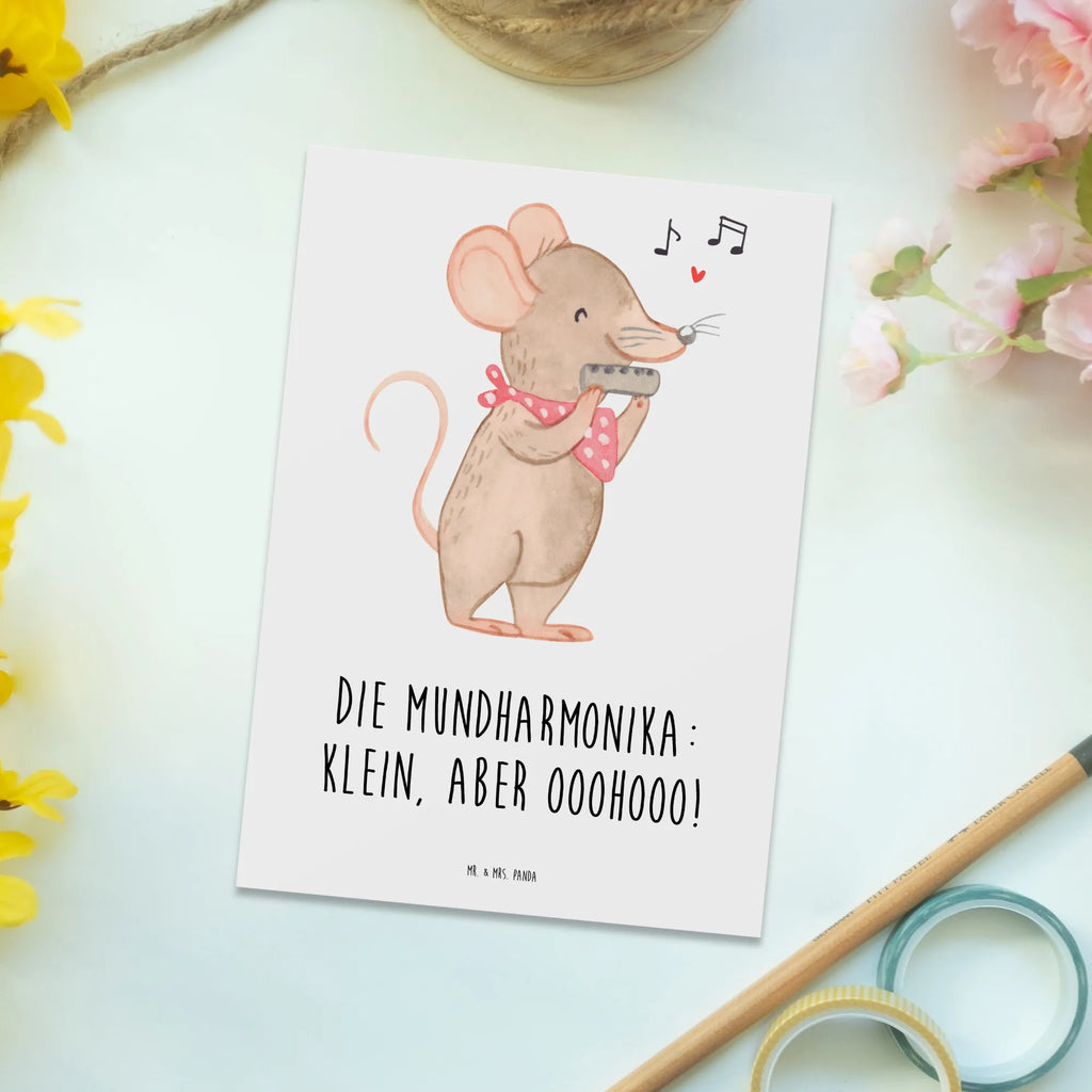 Postcard Die Mundharmonika: klein, aber ooohooo! Einladung, Karte, Einladungskarte, Geburtstagskarte, Geschenkkarte, Ansichtskarten, Postkarte, Ansichtskarte, Grußkarte, Einladungskarten Geburtstag, Einladung Geburtstag, Dankeskarte, Instrumente, Geschenke Musiker, Musikliebhaber