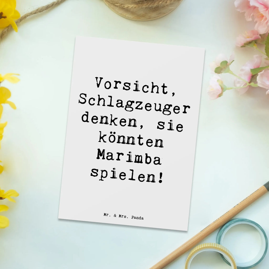 Postcard Saying Vorsicht, Schlagzeuger denken, sie könnten Marimba spielen! Ansichtskarten, Grußkarte, Einladung, Einladungskarte, Einladungskarten Geburtstag, Einladung Geburtstag, Karte, Ansichtskarte, Geschenkkarte, Dankeskarte, Postkarte, Geburtstagskarte, Instrumente, Geschenke Musiker, Musikliebhaber