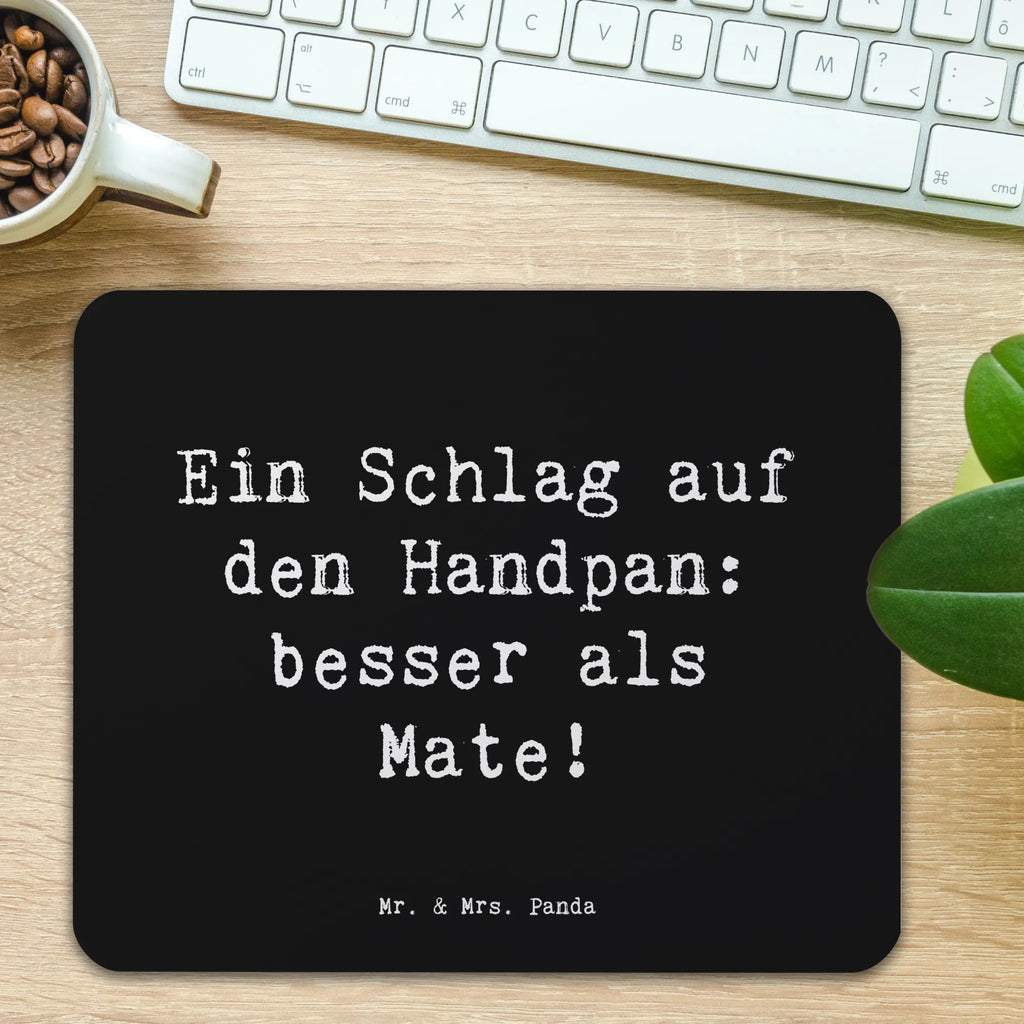 Mouse mat Saying Ein Schlag auf den Handpan: besser als Mate! Mauspad, Büroausstattung, Mausunterlage, Mousepad, Computer zubehör, Mauspad Büro, PC Zubehör, Einzigartiges Mauspad, Arbeitszimmer, Designer Mauspad, Instrumente, Geschenke Musiker, Musikliebhaber