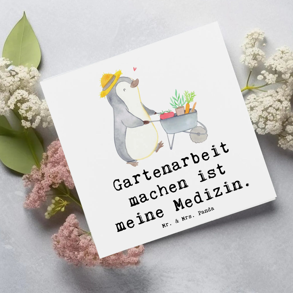 Deluxe Card penguin gardening Hochwertige Grußkarte, Karte, Hochwertige Klappkarte, Glückwunschkarte, Klappkarte, Grußkarte, Hochzeitskarte, Geburtstagskarte, Einladungskarte, Geschenk, Sport, Sportart, Hobby, Schenken, Danke, Dankeschön, Auszeichnung, Gewinn, Sportler, Gartenarbeit, Gartenpflege, Gärtnern, Urban gardening