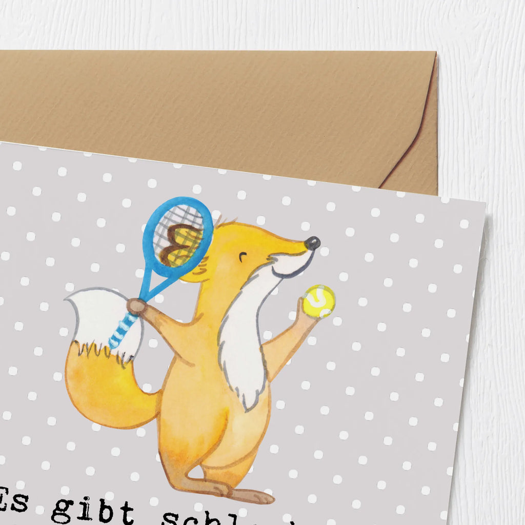 Deluxe Card Fox play tennis Hochwertige Klappkarte, Glückwunschkarte, Karte, Geburtstagskarte, Hochwertige Grußkarte, Klappkarte, Einladungskarte, Hochzeitskarte, Grußkarte, Geschenk, Sport, Sportart, Hobby, Schenken, Danke, Dankeschön, Auszeichnung, Gewinn, Sportler, Tennisclub, Tennis Turnier, Tennisverein, Ballsportart, Tennis spielen