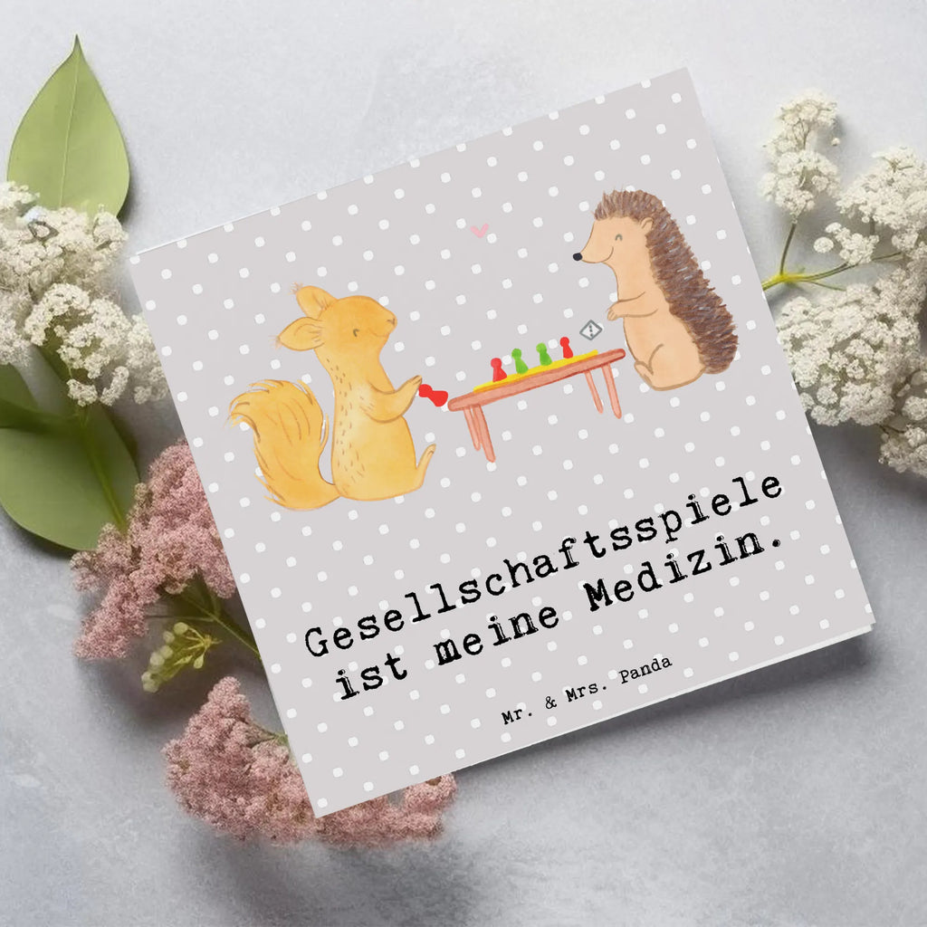 Deluxe Card Squirrel board games Glückwunschkarte, Einladungskarte, Karte, Klappkarte, Hochwertige Klappkarte, Geburtstagskarte, Hochzeitskarte, Grußkarte, Hochwertige Grußkarte, Geschenk, Sport, Sportart, Hobby, Schenken, Danke, Dankeschön, Auszeichnung, Gewinn, Sportler, Spielen, Gesellschaftsspiele, Spieleabend