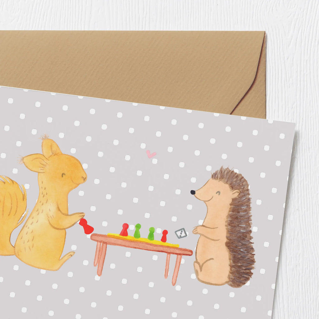 Deluxe Card Squirrel board games Glückwunschkarte, Einladungskarte, Karte, Klappkarte, Hochwertige Klappkarte, Geburtstagskarte, Hochzeitskarte, Grußkarte, Hochwertige Grußkarte, Geschenk, Sport, Sportart, Hobby, Schenken, Danke, Dankeschön, Auszeichnung, Gewinn, Sportler, Spielen, Gesellschaftsspiele, Spieleabend