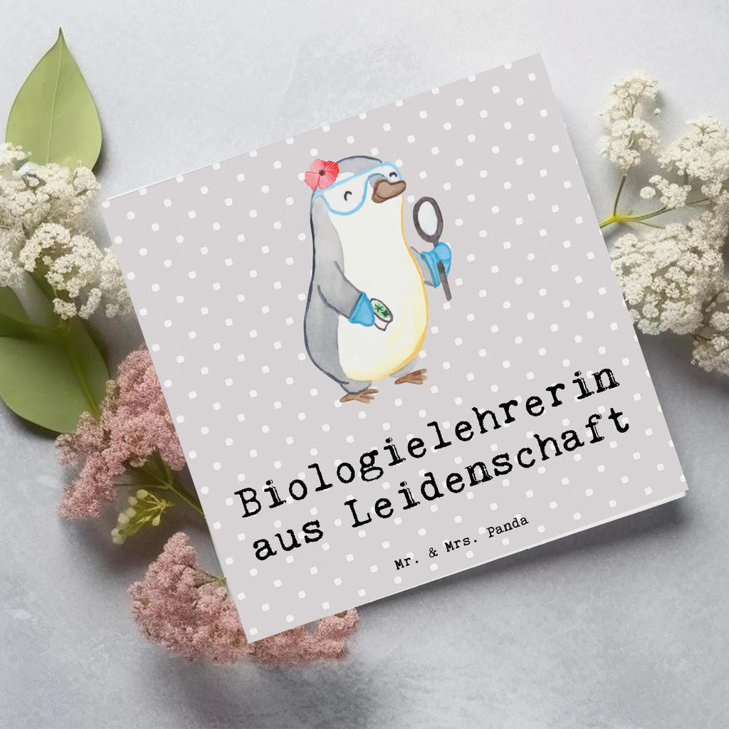 Deluxe Card Biology teacher Passion Klappkarte, Karte, Glückwunschkarte, Geburtstagskarte, Grußkarte, Hochwertige Grußkarte, Hochzeitskarte, Hochwertige Klappkarte, Einladungskarte, Beruf, Ausbildung, Jubiläum, Abschied, Rente, Kollege, Kollegin, Geschenk, Schenken, Arbeitskollege, Mitarbeiter, Firma, Danke, Dankeschön, Schule, Biologielehrerin, Grundschule, Biolehrerin, Biologie, Biounterricht