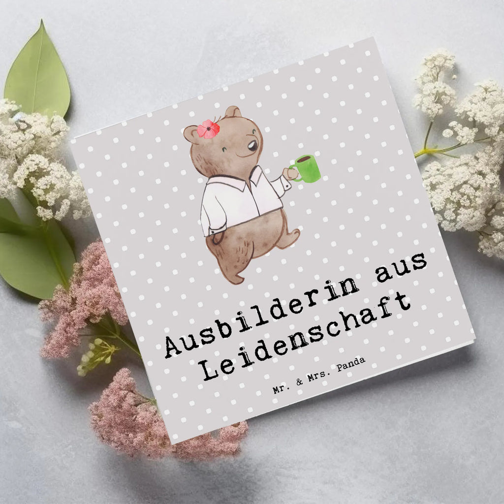 Deluxe Karte Ausbilderin Leidenschaft Geburtstagskarte, Hochwertige Grußkarte, Klappkarte, Hochwertige Klappkarte, Grußkarte, Hochzeitskarte, Einladungskarte, Glückwunschkarte, Karte, Beruf, Ausbildung, Jubiläum, Abschied, Rente, Kollege, Kollegin, Geschenk, Schenken, Arbeitskollege, Mitarbeiter, Firma, Danke, Dankeschön, Tutorin, Ausbilderprüfung, Ausbilderin