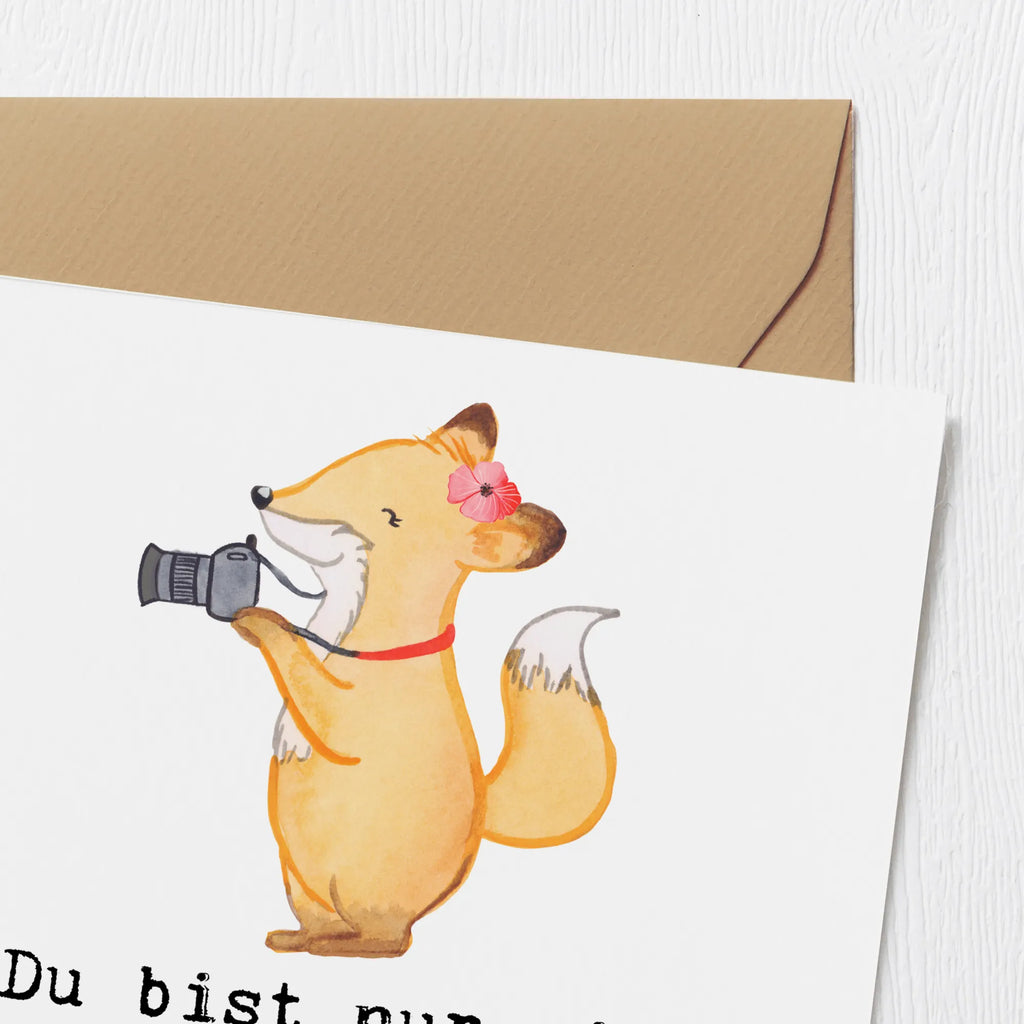 Deluxe Karte Fotografin Herz Klappkarte, Einladungskarte, Hochwertige Grußkarte, Geburtstagskarte, Karte, Hochwertige Klappkarte, Grußkarte, Hochzeitskarte, Glückwunschkarte, Beruf, Ausbildung, Jubiläum, Abschied, Rente, Kollege, Kollegin, Geschenk, Schenken, Arbeitskollege, Mitarbeiter, Firma, Danke, Dankeschön, Fotoreporterin, Fotografie, Hobbyfotografin, Fotografin, Profi Fotografin, Hochzeitsfotografin