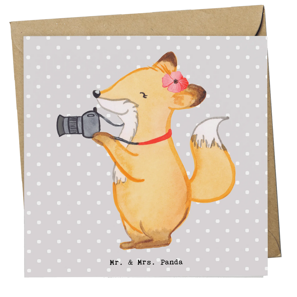 Deluxe Karte Fotografin Herz Klappkarte, Einladungskarte, Hochwertige Grußkarte, Geburtstagskarte, Karte, Hochwertige Klappkarte, Grußkarte, Hochzeitskarte, Glückwunschkarte, Beruf, Ausbildung, Jubiläum, Abschied, Rente, Kollege, Kollegin, Geschenk, Schenken, Arbeitskollege, Mitarbeiter, Firma, Danke, Dankeschön, Fotoreporterin, Fotografie, Hobbyfotografin, Fotografin, Profi Fotografin, Hochzeitsfotografin