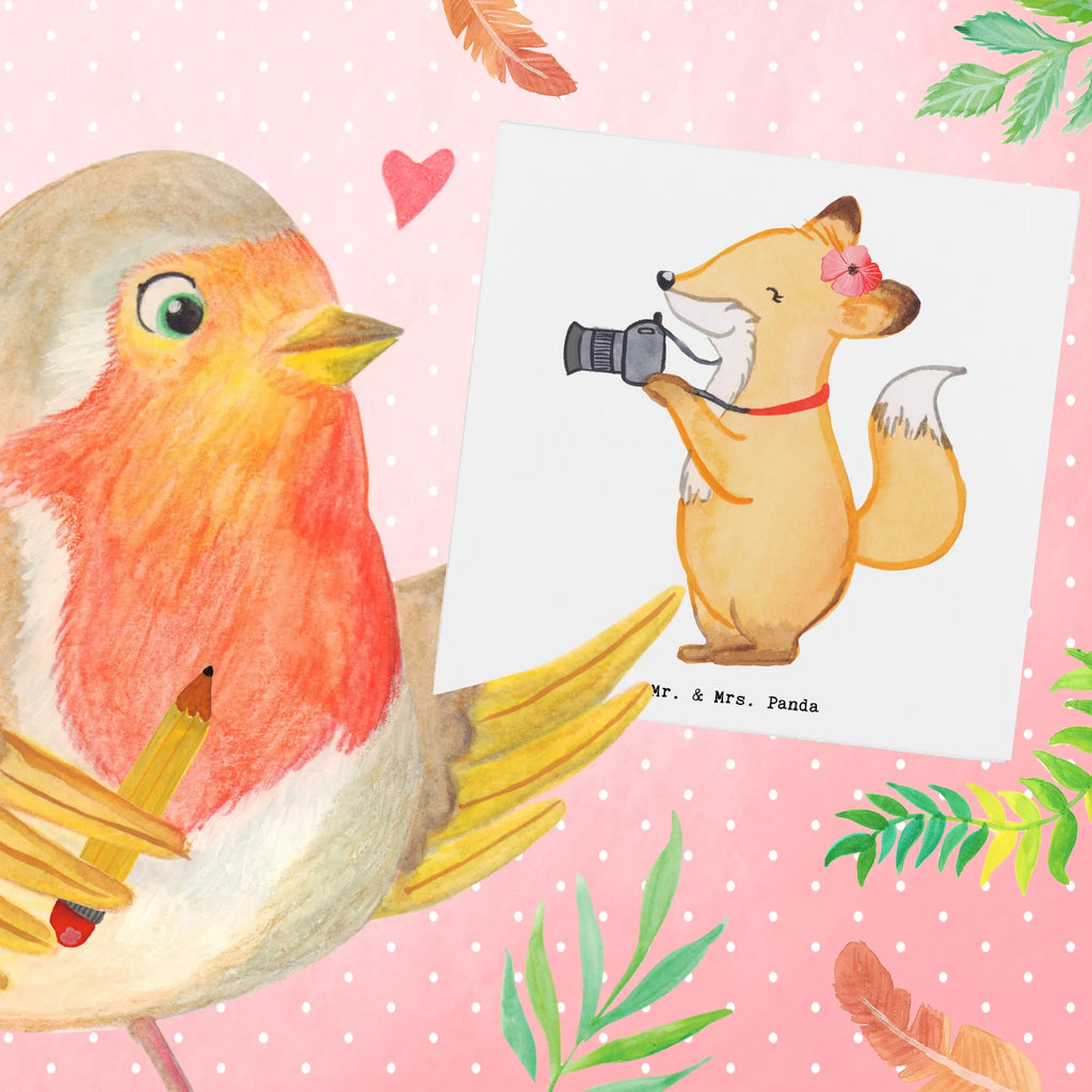 Deluxe Karte Fotografin Herz Klappkarte, Einladungskarte, Hochwertige Grußkarte, Geburtstagskarte, Karte, Hochwertige Klappkarte, Grußkarte, Hochzeitskarte, Glückwunschkarte, Beruf, Ausbildung, Jubiläum, Abschied, Rente, Kollege, Kollegin, Geschenk, Schenken, Arbeitskollege, Mitarbeiter, Firma, Danke, Dankeschön, Fotoreporterin, Fotografie, Hobbyfotografin, Fotografin, Profi Fotografin, Hochzeitsfotografin