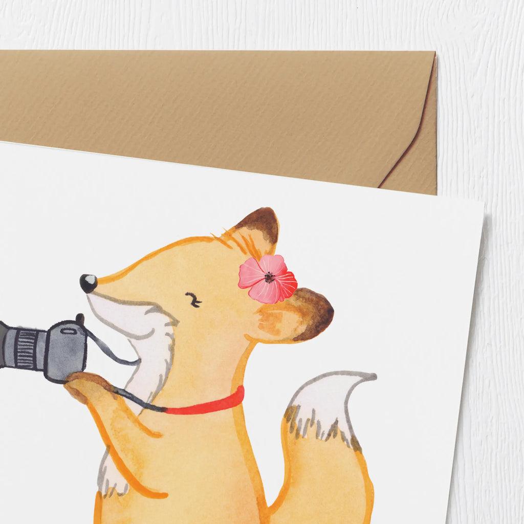 Deluxe Karte Fotografin Herz Klappkarte, Einladungskarte, Hochwertige Grußkarte, Geburtstagskarte, Karte, Hochwertige Klappkarte, Grußkarte, Hochzeitskarte, Glückwunschkarte, Beruf, Ausbildung, Jubiläum, Abschied, Rente, Kollege, Kollegin, Geschenk, Schenken, Arbeitskollege, Mitarbeiter, Firma, Danke, Dankeschön, Fotoreporterin, Fotografie, Hobbyfotografin, Fotografin, Profi Fotografin, Hochzeitsfotografin