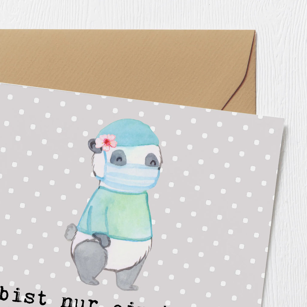 Deluxe Karte Operationsassistentin Herz Geburtstagskarte, Grußkarte, Einladungskarte, Karte, Glückwunschkarte, Hochzeitskarte, Hochwertige Klappkarte, Hochwertige Grußkarte, Klappkarte, Beruf, Ausbildung, Jubiläum, Abschied, Rente, Kollege, Kollegin, Geschenk, Schenken, Arbeitskollege, Mitarbeiter, Firma, Danke, Dankeschön, Operationsassistenz, OP Assistentin, Operationstechnische Assistentin, Operationsassistentin, OTA