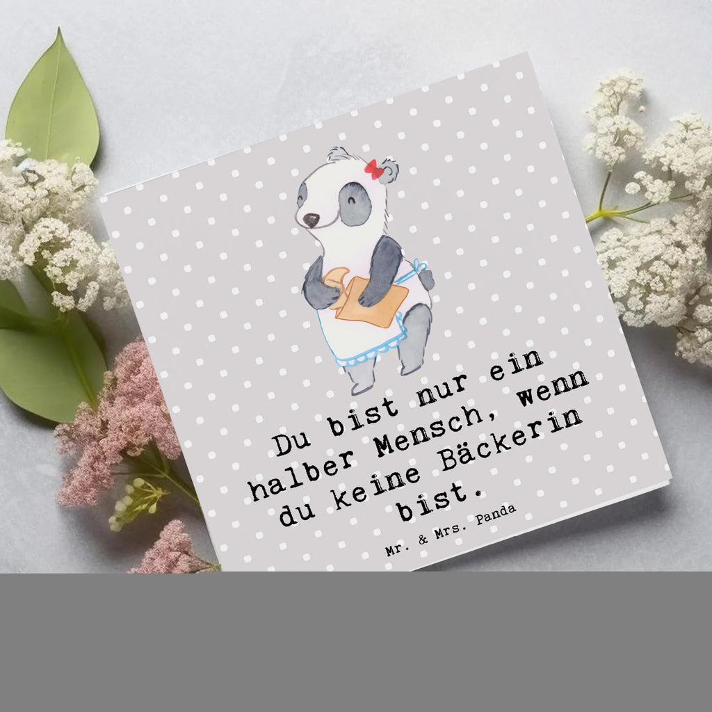 Deluxe Karte Bäckerin Herz Klappkarte, Einladungskarte, Hochzeitskarte, Glückwunschkarte, Karte, Hochwertige Grußkarte, Grußkarte, Geburtstagskarte, Hochwertige Klappkarte, Beruf, Ausbildung, Jubiläum, Abschied, Rente, Kollege, Kollegin, Geschenk, Schenken, Arbeitskollege, Mitarbeiter, Firma, Danke, Dankeschön, Brotmanufaktur, Brotbäckerin, Bäckerei, Bäckerin, Backstube, Konditorin, Bäckerladen