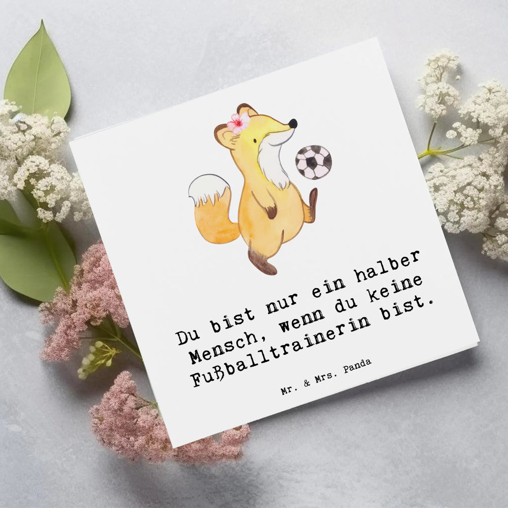 Deluxe Karte Fußballtrainerin Herz Grußkarte, Karte, Glückwunschkarte, Hochwertige Klappkarte, Klappkarte, Einladungskarte, Geburtstagskarte, Hochzeitskarte, Hochwertige Grußkarte, Beruf, Ausbildung, Jubiläum, Abschied, Rente, Kollege, Kollegin, Geschenk, Schenken, Arbeitskollege, Mitarbeiter, Firma, Danke, Dankeschön, Fußballspiel, Fußballtrainerin, Verein Fußball, Glücksbringer