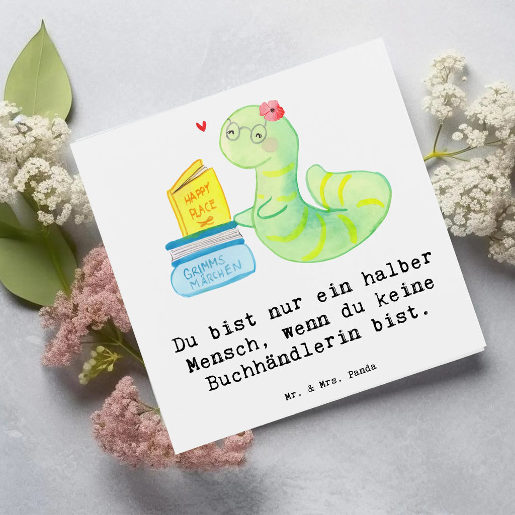 Deluxe Karte Buchhändlerin Herz Geburtstagskarte, Hochwertige Klappkarte, Hochwertige Grußkarte, Karte, Klappkarte, Grußkarte, Hochzeitskarte, Einladungskarte, Glückwunschkarte, Beruf, Ausbildung, Jubiläum, Abschied, Rente, Kollege, Kollegin, Geschenk, Schenken, Arbeitskollege, Mitarbeiter, Firma, Danke, Dankeschön, Bibliothekarin, Buchhändlerin, Buchhandlung, Buchverkäuferin, Bücherwurm