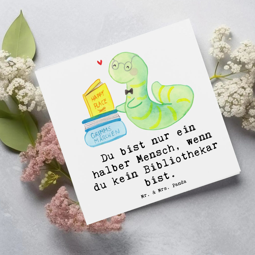 Deluxe Card librarian Heart Klappkarte, Einladungskarte, Karte, Hochwertige Klappkarte, Geburtstagskarte, Hochwertige Grußkarte, Hochzeitskarte, Glückwunschkarte, Grußkarte, Beruf, Ausbildung, Jubiläum, Abschied, Rente, Kollege, Kollegin, Geschenk, Schenken, Arbeitskollege, Mitarbeiter, Firma, Danke, Dankeschön, Bibliothekar, Bücherliebe, Bücherwurm, Leseratte, Bibliothek, Buchhandlung