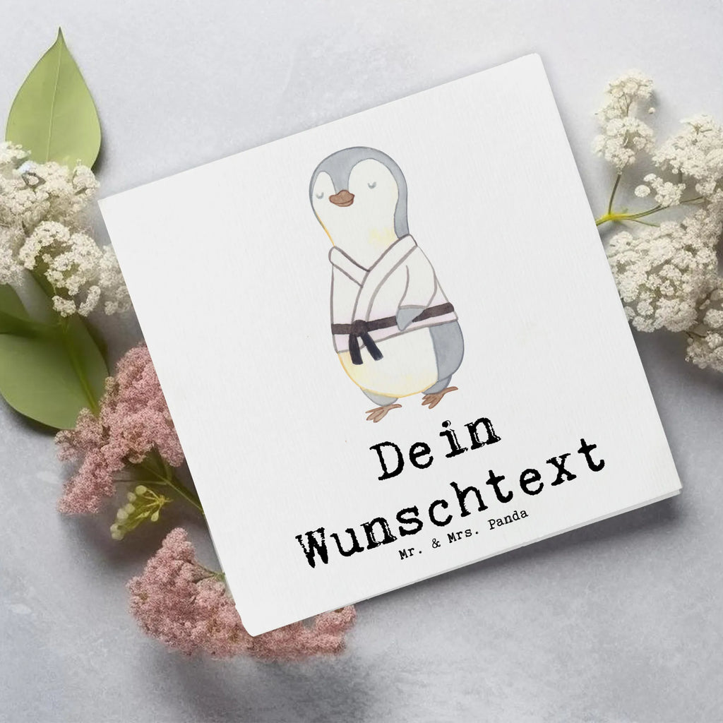 Personalisierte Deluxe Karte Pinguin Karate Grußkarte mit persönlichen Nachrichten, Grußkarten personalisiert, Grußkarte selbst gestalten, Personalisierte Geburtstagskarte, Grußkarte als Geldgeschenk, Personalisierte Glückwunschkarte, Personalisiertere Klappkarte, Grußkarte selber drucken, Personalisierte Hochzeitskarte, Personalisierte Grußkarte, Personalisierte Einladungskarte, Personalisierte Karte, Grußkarte mit Namen, Geschenk, Sport, Sportart, Hobby, Schenken, Danke, Dankeschön, Auszeichnung, Gewinn, Sportler, Kampfsportart, Kampfkunst, Karate, Karate Verein, Selbstverteidigung