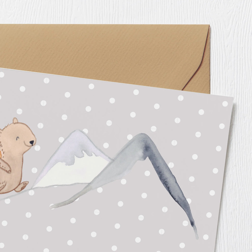 Personalisierte Deluxe Karte Bär Bergsteigen Personalisierte Einladungskarte, Grußkarten personalisiert, Personalisiertere Klappkarte, Personalisierte Grußkarte, Grußkarte mit persönlichen Nachrichten, Grußkarte selber drucken, Personalisierte Karte, Grußkarte selbst gestalten, Personalisierte Glückwunschkarte, Personalisierte Hochzeitskarte, Grußkarte als Geldgeschenk, Personalisierte Geburtstagskarte, Grußkarte mit Namen, Geschenk, Sport, Sportart, Hobby, Schenken, Danke, Dankeschön, Auszeichnung, Gewinn, Sportler, Alpinismus, Bergsteigen, wandern, Alpinwandern, Bergsport, Trekking